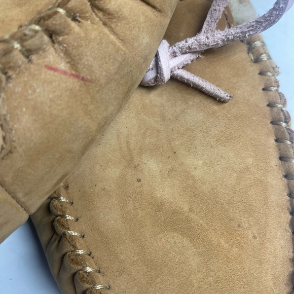UGG Dakota Tan Suede Slippers Size 8 - Picture 17 of 17